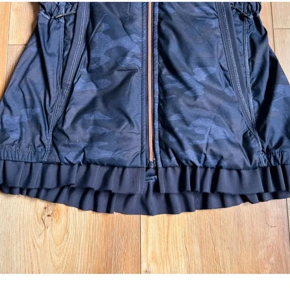 🌟 Lululemon Spring Fling Jacket 🌟 - Picture 10 of 13